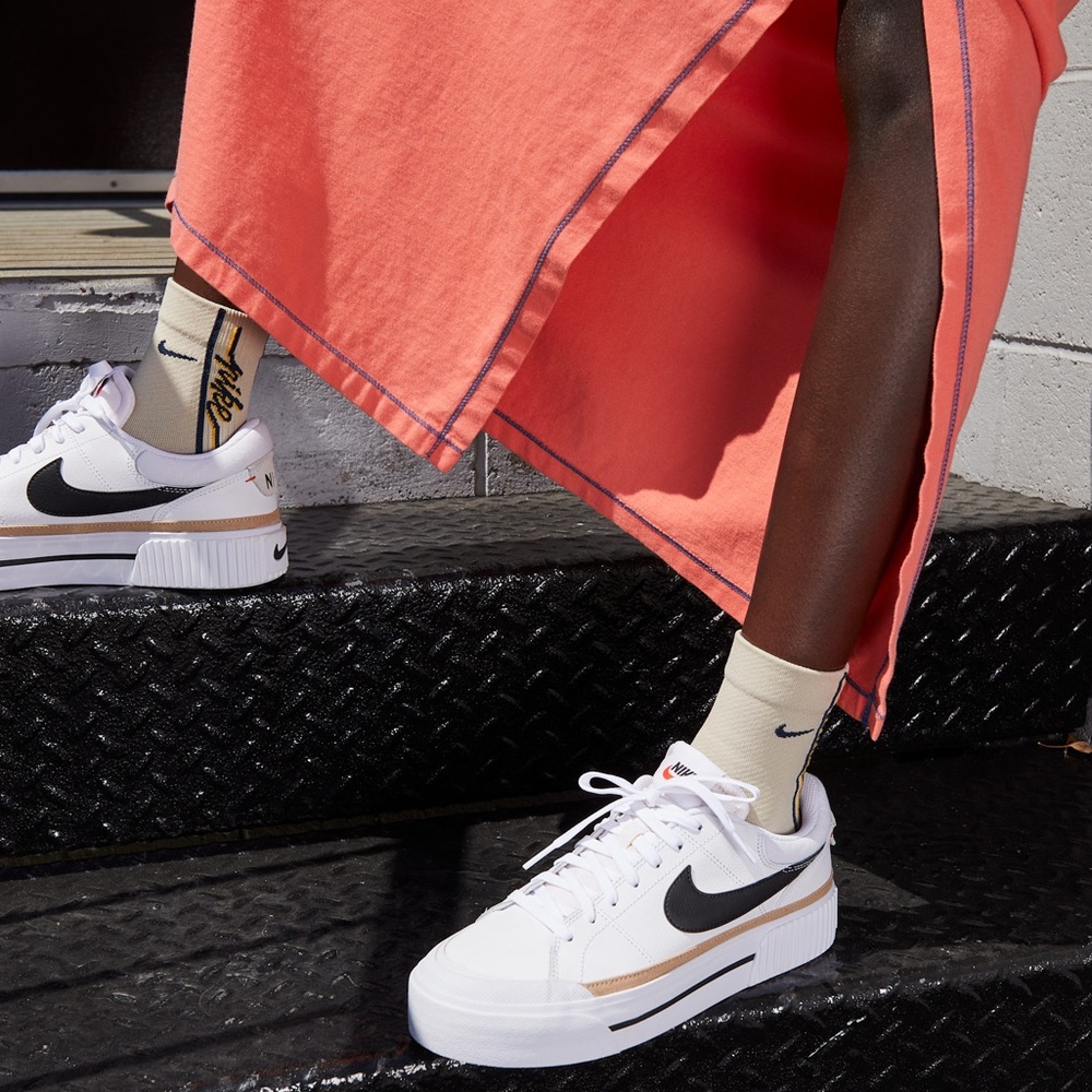 Nike Court Legacy Lift in EUC, size 11.